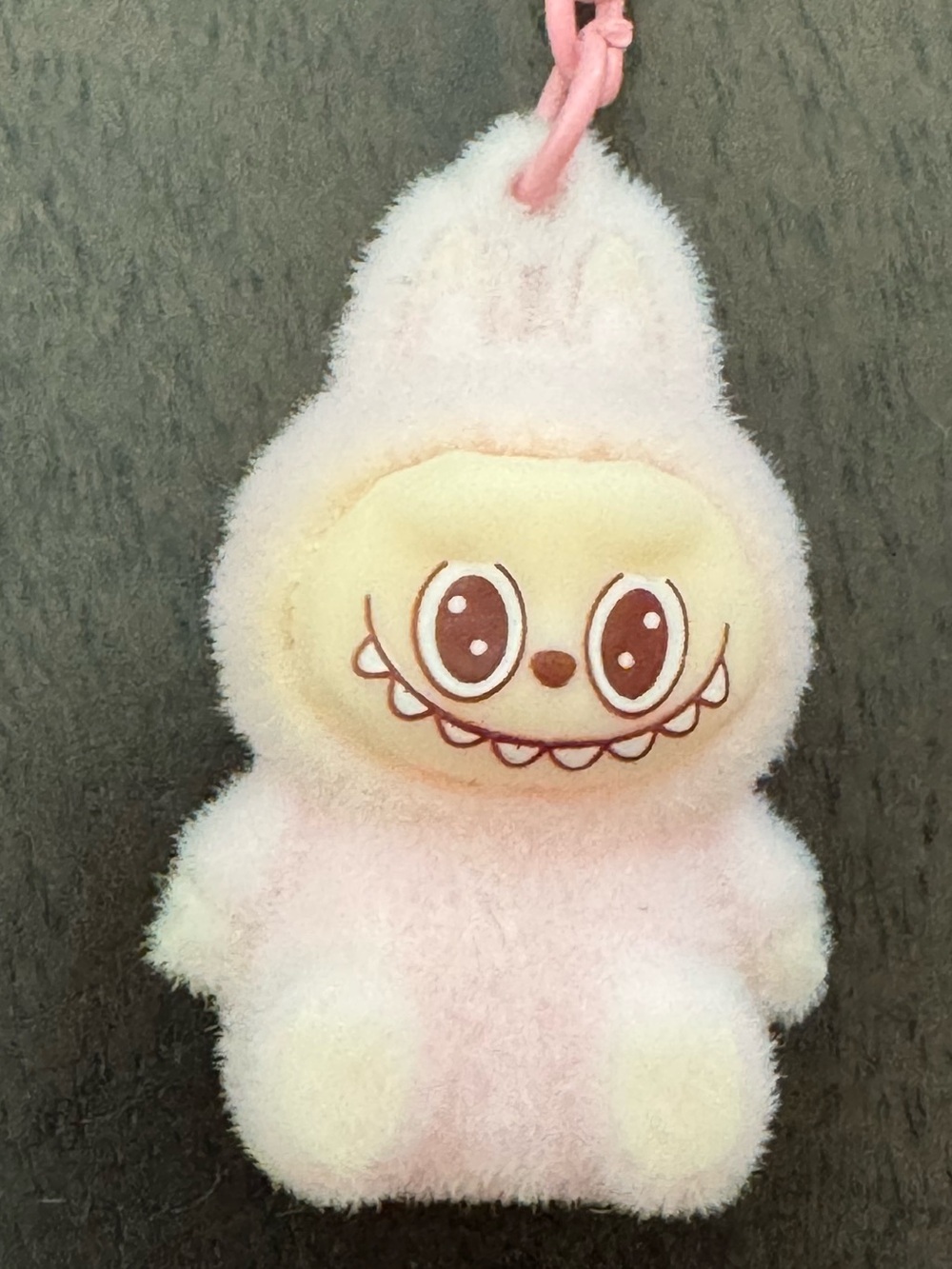 Pink Labubu Keychain (4cm) - Picture 2 of 6
